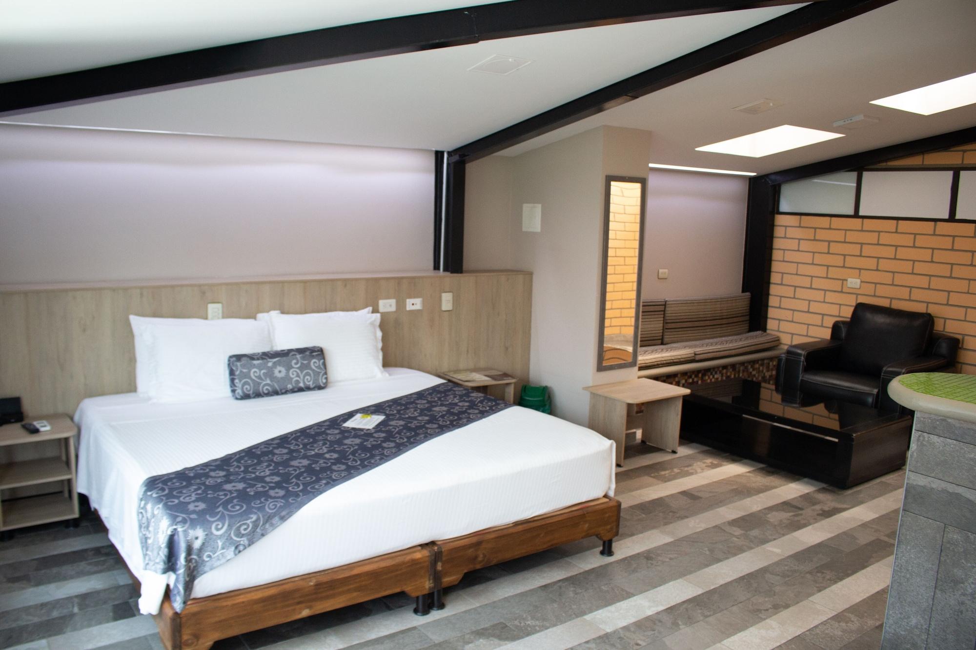 Hotel Provenza Garden Medellin Bagian luar foto