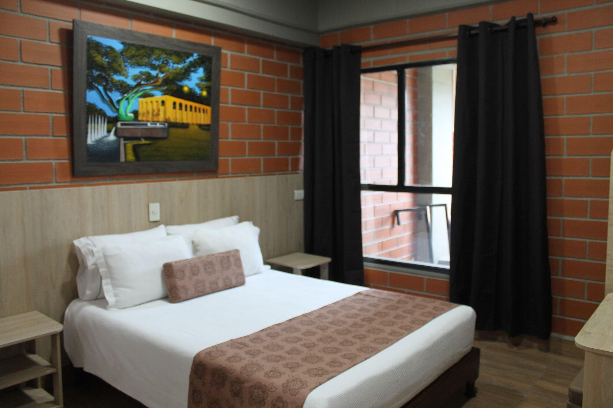 Hotel Provenza Garden Medellin Bagian luar foto