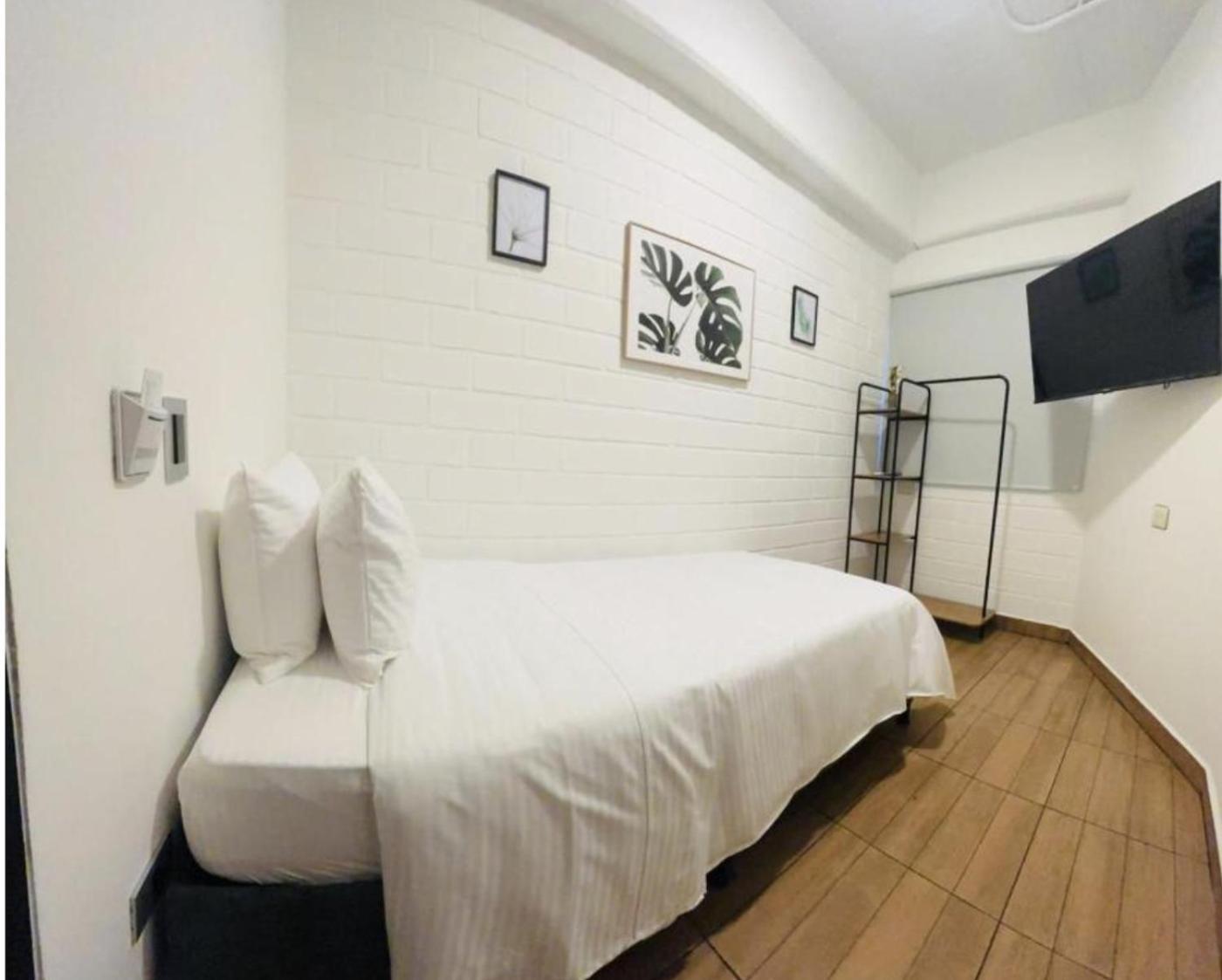 Hotel Provenza Garden Medellin Bagian luar foto