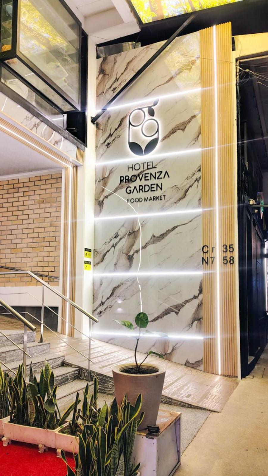 Hotel Provenza Garden Medellin Bagian luar foto