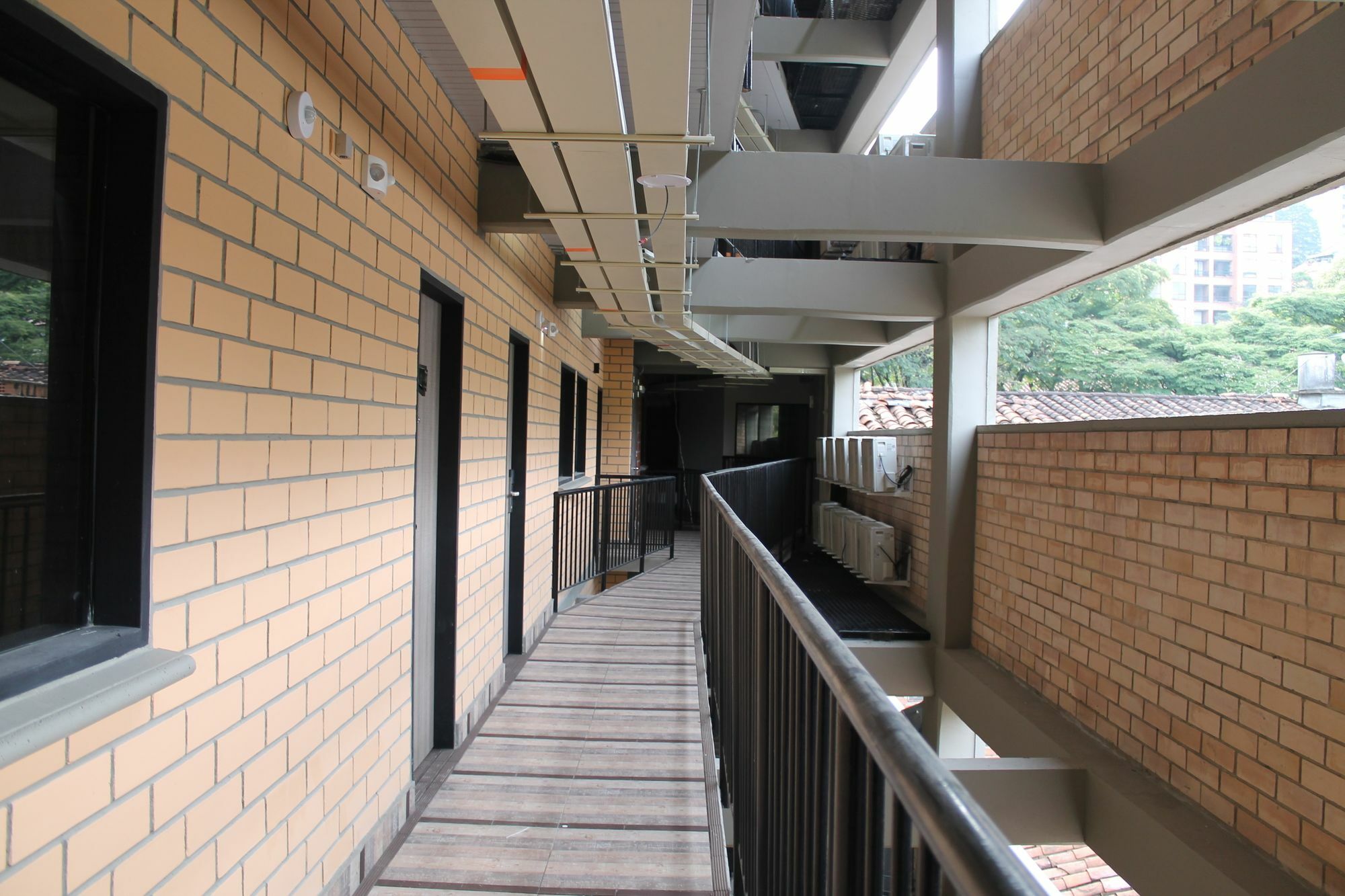 Hotel Provenza Garden Medellin Bagian luar foto